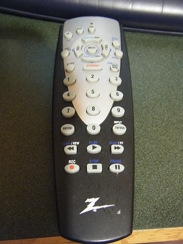 Zenith CL014 Universal Remote Control - $16.51