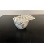 RAE DUNN  WHITE CERAMIC MEASURING CUPS SET OF 4 WITH HANDLE - €30,21 EUR