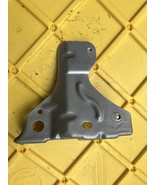 LH Front Fender Mount Bracket 98-05 VW Beetle  1C0 805 073 C - $19.79
