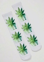 Rue21 Men&#39;s White Crew Socks Marijuana Green Leaf Drip Print 1 Pair Cush... - £9.76 GBP