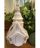 LIGHT UP CHURCH 5&quot; Christmas Ornament - Dated 1997 &quot;Roman Church&quot; - $196.54 MXN
