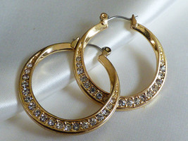 VTG LC signed gold tone metal crystal hoop earrings 1 1/4&quot;L - £19.78 GBP