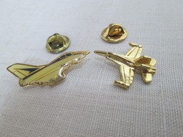 J157 2 Airplane Planes Tie Pins Tie Tacks Gold Tone Enamel Airlines Aircraft Vin - £7.90 GBP