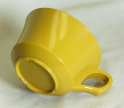 Allied Chemical Melamine Mustard Yellow Cup Retro Kitchen USA #18 - $9.89