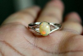 Silber Opal Ring 6x8 MM Oval Feuer Opal Ring Natürlich für Damen - £36.59 GBP