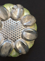 Concrete Paperweight - Sunflower - Graphite/Green Highlights - £14.14 GBP