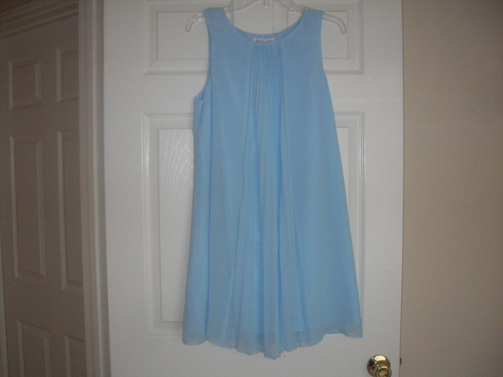 BCBGeneration NEW Baby Blue Womens Pleated Sleeveless Sheath Dress  M   ... - $19.79