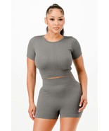Women&#39;s Ribbed Seamless T Shirt And Bike Shorts Set - $577.77 MXN