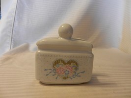 White Ceramic Napkin or Letter Holder With Hearts &amp; Flowers 4.5&quot; Tall - £30.10 GBP