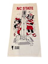 Pro Towels NC State Aumni Association Beach Towel NEW - $433.30 MXN