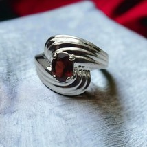Sterling Silver 925 Women&#39;s Garnet Birthstone Ring Faceted Red Stone, Size 8 1/4 - £23.21 GBP