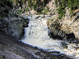 1950 Waterfall at Firehole Canyon Wyoming Red-Border Kodachrome Slide - £4.28 GBP