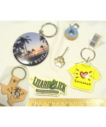 Vintage Lot of 6 Keychains / Fobs - €6,87 EUR