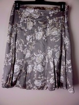 BANANA REPUBLIC Floral Print 100% Silk Skirt, Beiges, Below Knee Size 6 - $19.55