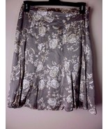 BANANA REPUBLIC Floral Print 100% Silk Skirt, Beiges, Below Knee Size 6 - $26.82 CAD