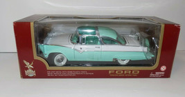Ford Fairlane Crown Victoria 1955 Blue White Yat Ming Road Legends 1:18 #92138 - £46.03 GBP