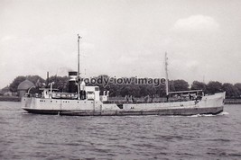 rp08023 - F T Everard Coastal Tanker - Audacity , built 1943 - print 6x4 - £2.19 GBP