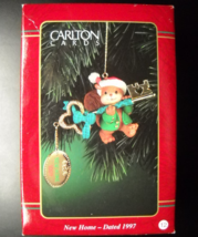 Carlton Cards Heirloom Christmas Ornament 1997 New Home Bear Key Original Box - $12.99