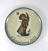 Christmas Plate Sister Berta Hummel Limited First Edition 1971 Vintage - £6.26 GBP