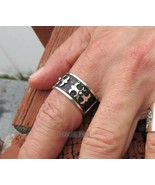 Sterling Silver Mens Cross Ring: Religious Band (12mm) - $853.88 MXN