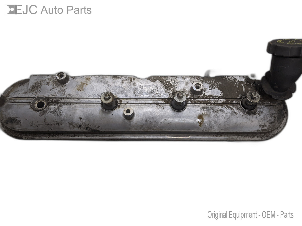 Right Valve Cover From 1999 Chevrolet Silverado 1500  5.3 12559897 - $49.45