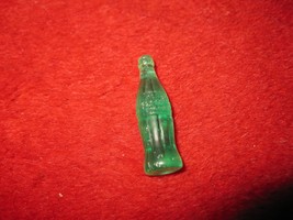 1970&#39;s miniature 1.25&quot; Green Coca-Cola Bottle - Solid Plastic - £3.13 GBP