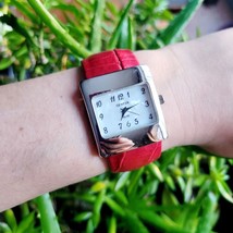 Vintage Geneva Elite Mother of Pearl Watch - $19.99