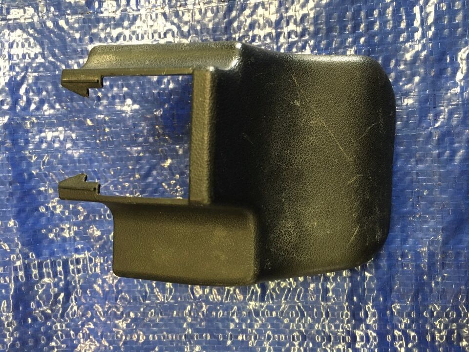2012-2015 TOYOTA PRIUS V SEAT TRACK DRIVER LEFT END COVER PLASTIC BLACK ... - $4.50