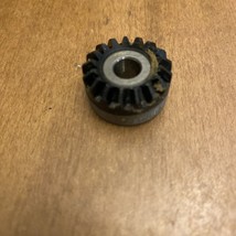 Singer Futura 900 Sewing Machine Replacement OEM Part Gear - $15.30