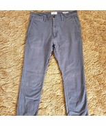Goodfellow &amp; Co Men&#39;s Grey Slim Fit Hennepin Chino Pants. Size: 32W x 30L - $167.64 MXN