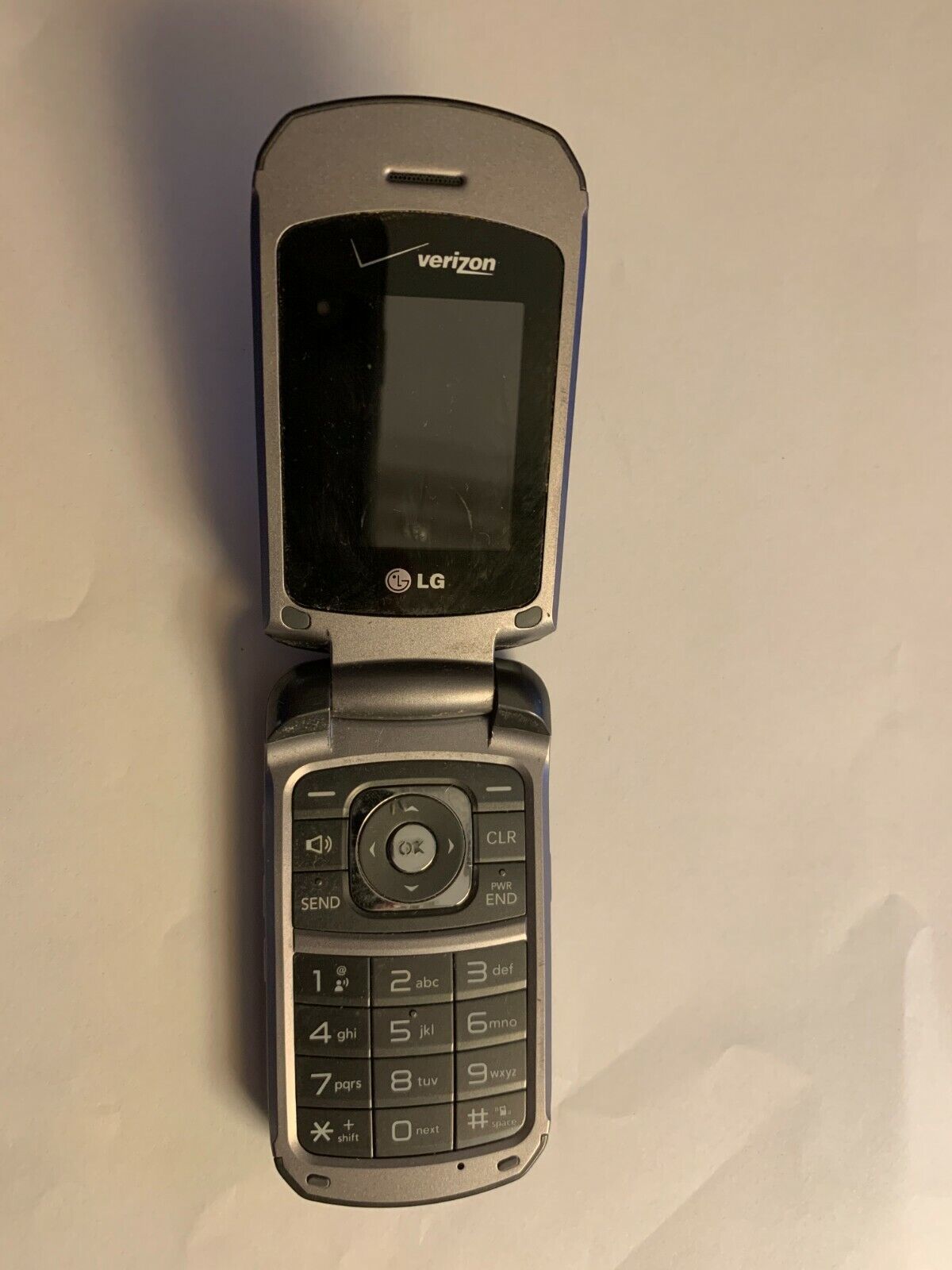 LG Accolade VX5600 - Gray (Verizon) Cellular Phone !! For Parts Only !! - $10.16