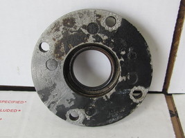 1974 Johnson 50hp Lower Crank Case 3 SEAL PLATE 318527 - $38.60