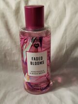 Victoria’s Secret PINK Faded Blooms Body Mist 8.4 oz - Used, 95% Full - $311.70 MXN