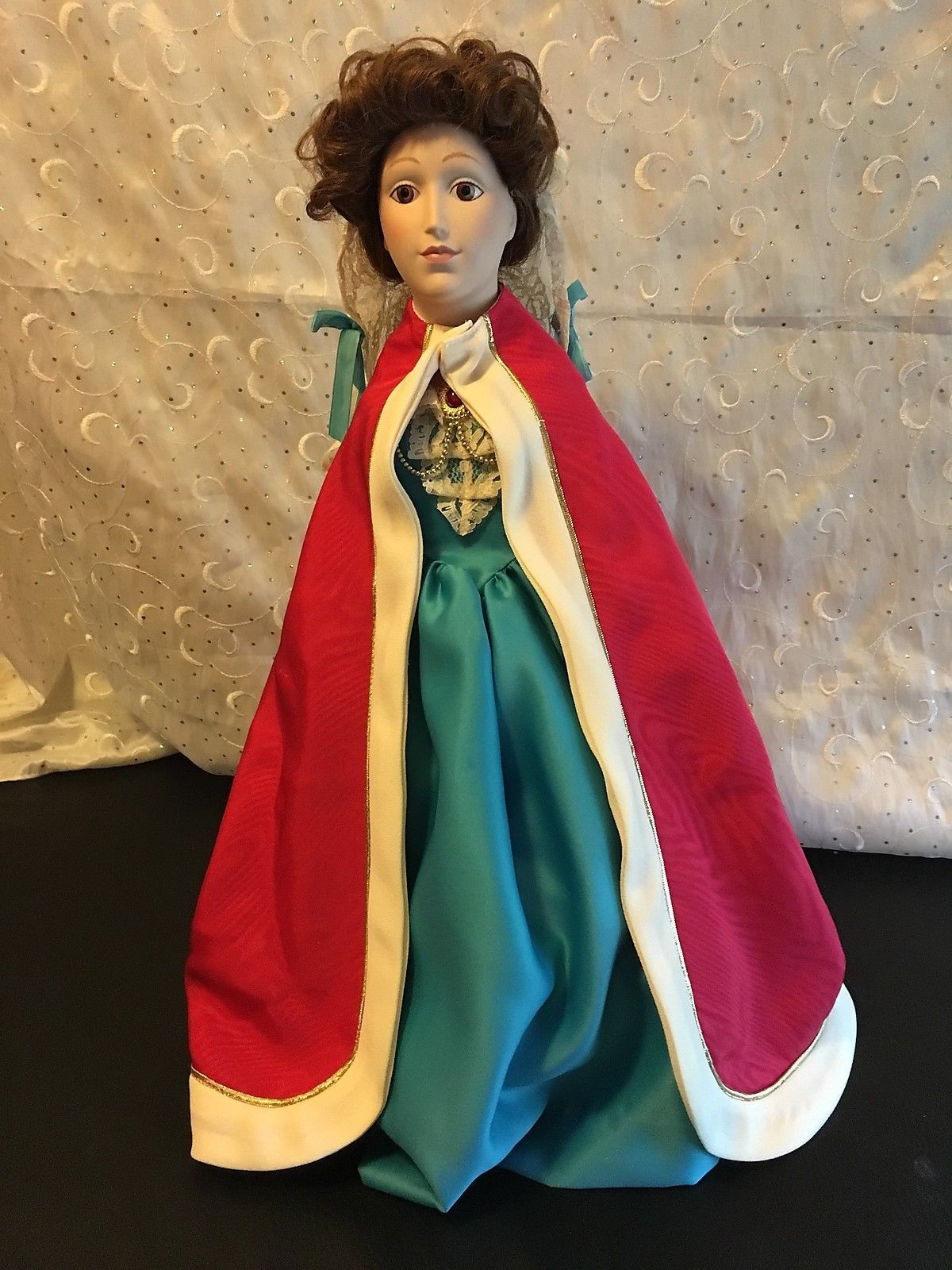 Primary image for QUEEN MARY II PORCELAIN DOLL FRANKLIN MINT HEIRLOOM QUEENS OF ENGLAND SERIES