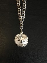VINTAGE .925 STERLING SILVER LIBRA HORISCOPE COIN CHARM BRACLET NICE! - £26.66 GBP