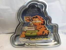 Wilton Garfield 2105-2447 Aluminum Cake Pan - $15.83