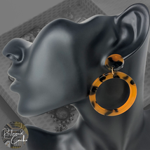 Womens Yellow Brown Tortoise Shell Design Circle Round Hoop Dangle Drop Earrings - £11.86 GBP