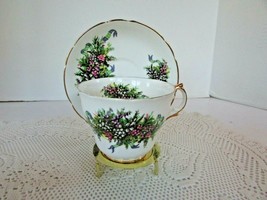 REGENCY BONE CHINA TEACUP &amp; SAUCER OLIVE BRANCH &amp; RIBBONS PURPLES ENGLAND - $184.65 MXN