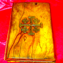 RARE! HANDMADE In JERUSALEM~Antique 1935 Holy Bible~Rosewood from the Ho... - $193.05