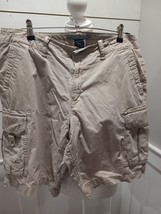 Gap Men Cargo Shorts Size 35 - $10.99