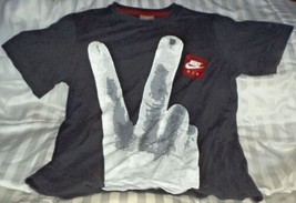 Nike Air Tee Shirt Victory Sign Second Place For Losers Size S - £16.73 GBP