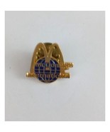 Vintage McDonald&#39;s International McDonalds Employee Lapel Hat Pin - $225.03 MXN