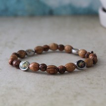 Olive Wood Handmade Beads Bracelet, Colorful Icons of Mother Mary &amp; Bles... - £19.77 GBP