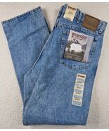 Wrangler Jeans Mens 38x32 Blue Denim Pants Rugged Wear Classic Fit  - $24.74