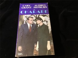 VHS Charade 1953 Gary Grant, Audrey Hepburn, Walter Matthau, James Coburn - £5.47 GBP