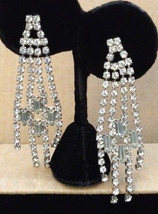 Vintage 1960s White Austrian Crystal Rhinestone Graduated Long Dangle Post Back  - £47.26 GBP