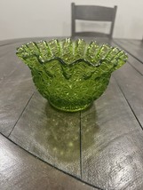 LE Smith Daisy and Buttons Avocado Green Bowl with Crimped Ruffled Edge ... - $376.73 MXN
