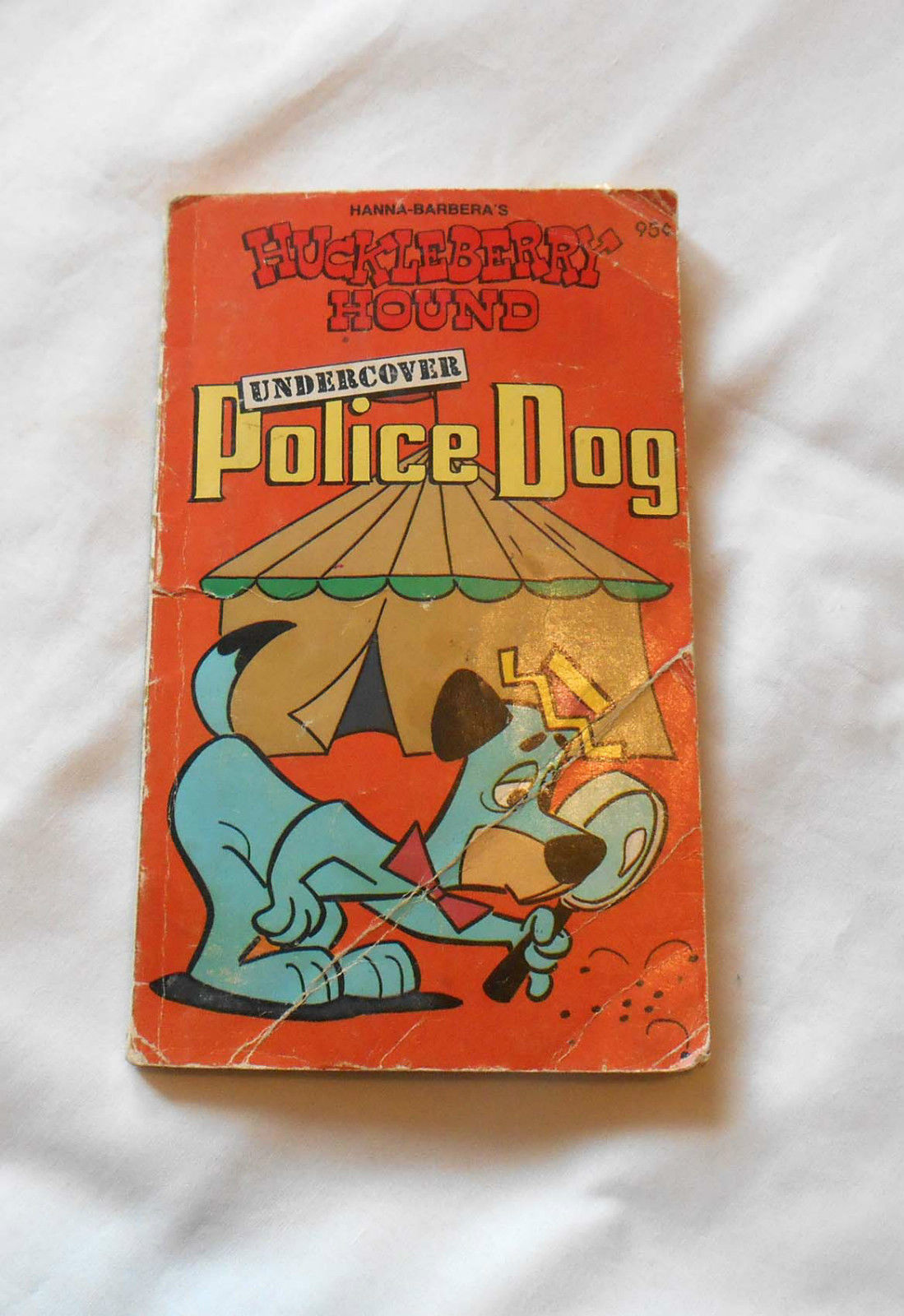 Hanna-Barbera’s Huckleberry Hound Undercover Police Dog 1979 cartoon book - $1.25