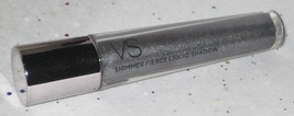 Victoria&#39;s Secret Shimmer Fierce Liquid Shadow/Liner in Vapor - £7.09 GBP