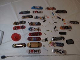 HUGE lot Tech Deck Circuit finger boards Tony Hawk World Industries Blin... - £156.22 GBP